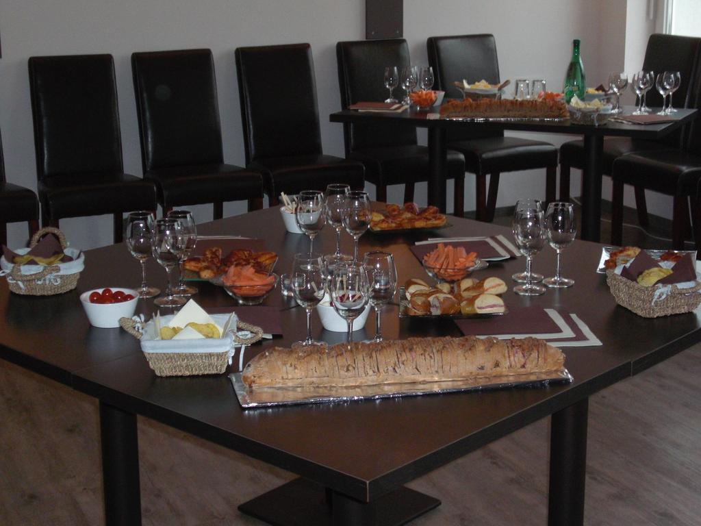 Bar Le Globe 2* Saint-Die-des-Vosges