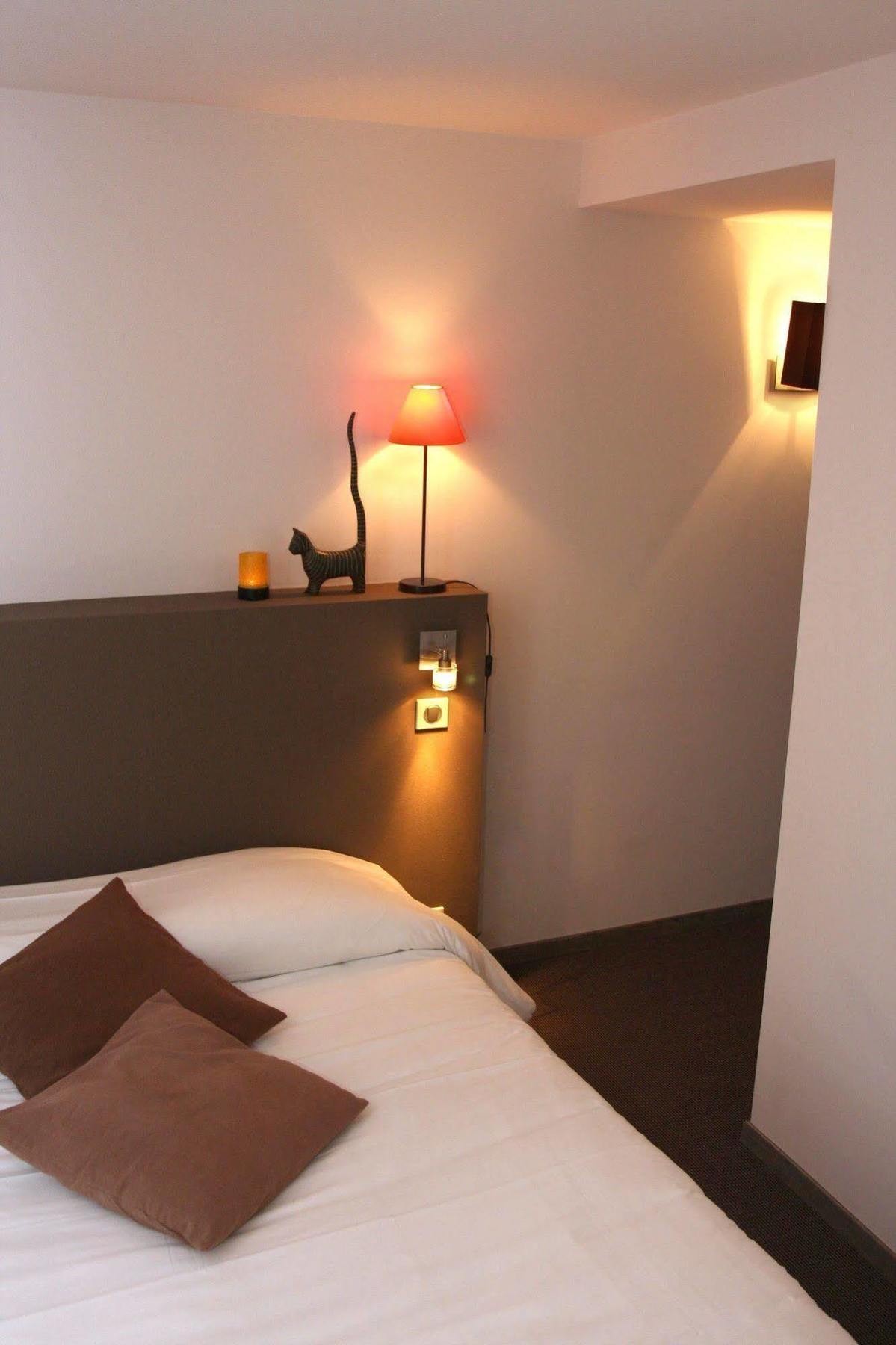 Bar Le Globe Hotel 2*